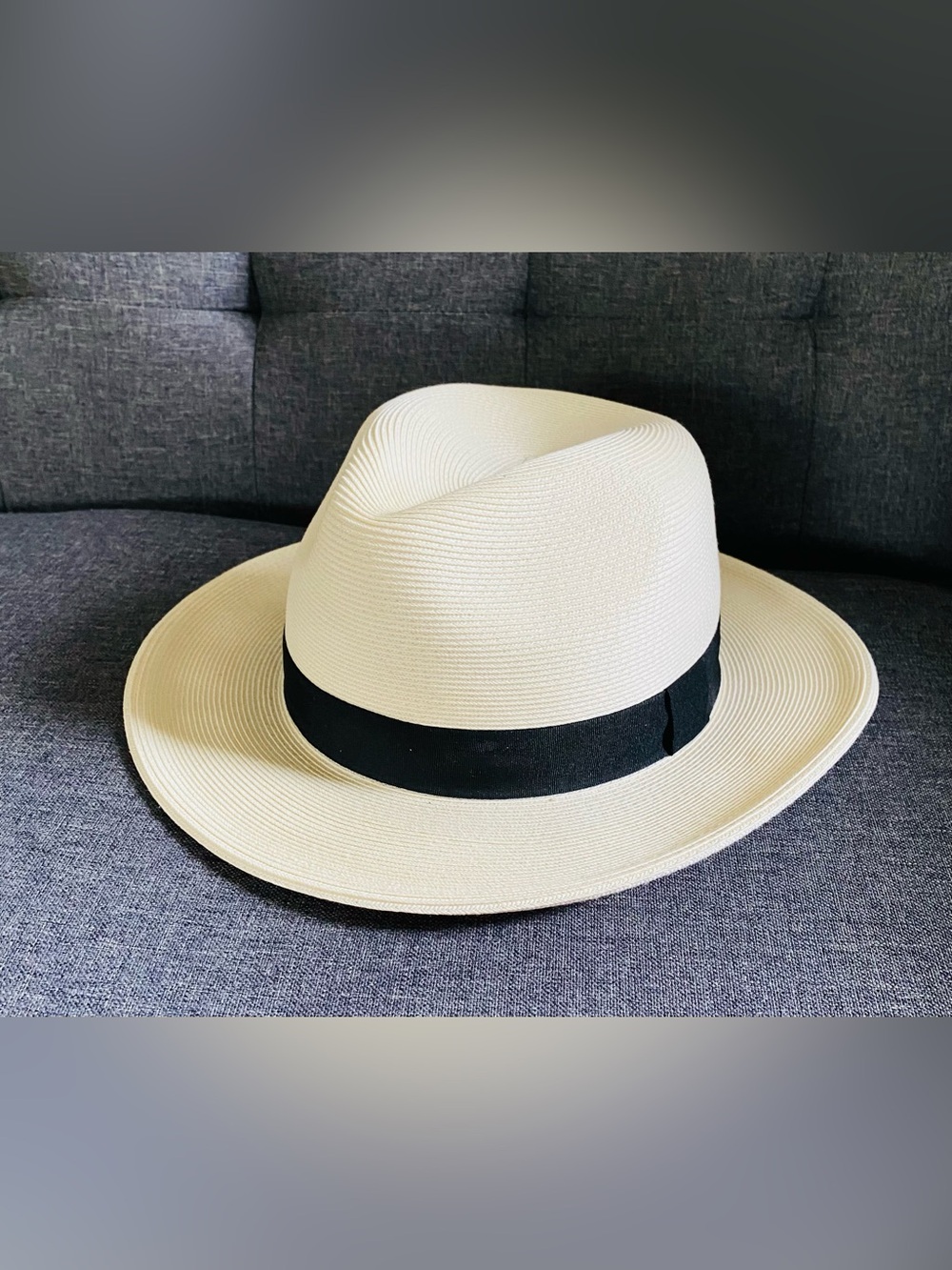 Men’s Cream Straw Fedora Hat with Black Band